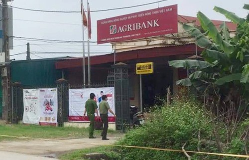 Phòng giao dịch Agribank bị cướp ở Phú Thọ hiện ra sao? - Ảnh 1.