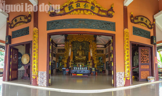 Chiêm ngưỡng ngôi chùa vùng biên giới có tượng Phật cao nhất miền Tây - Ảnh 11.