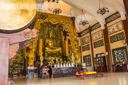 Chiêm ngưỡng ngôi chùa vùng biên giới có tượng Phật cao nhất miền Tây - Ảnh 12.