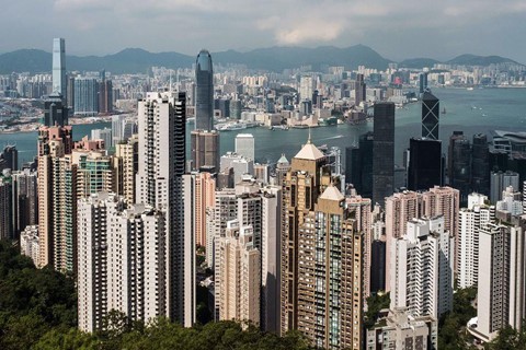 Biến động chính trị đe dọa đế chế của các tỷ phú địa ốc Hong Kong - Ảnh 2.