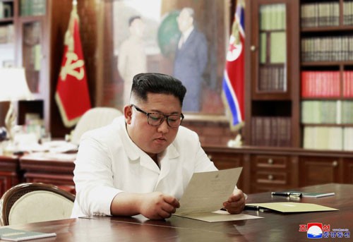 Đàm phán bế tắc, lãnh đạo Mỹ - Triều trao đổi thư từ - Ảnh 1.