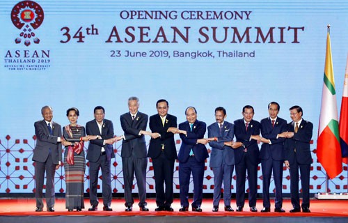 Chung tay xây dựng ASEAN vững mạnh - Ảnh 1.