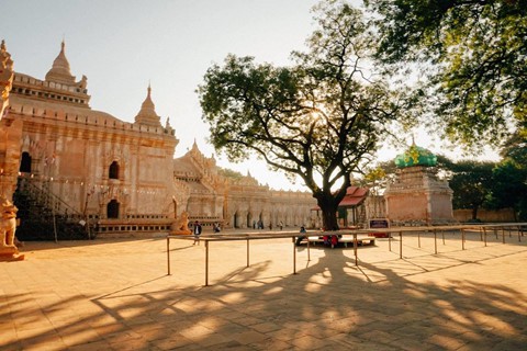 Tiếng vó ngựa len lỏi giữa những khu đền ở Myanmar - Ảnh 5.