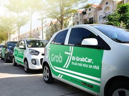 Bộ Giao thông Vận tải vẫn bảo lưu đề xuất Grab phải gắn mào trên nóc xe - Ảnh 1.