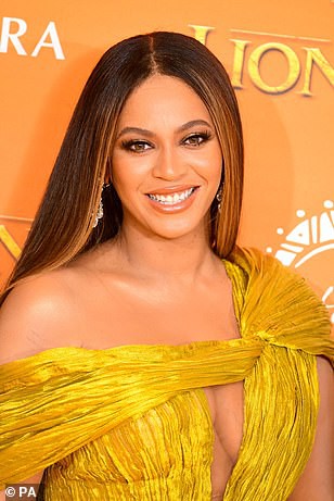 Siêu sao Beyonce diện đầm Công Trí ra mắt phim “Vua sư tử” - Ảnh 3.