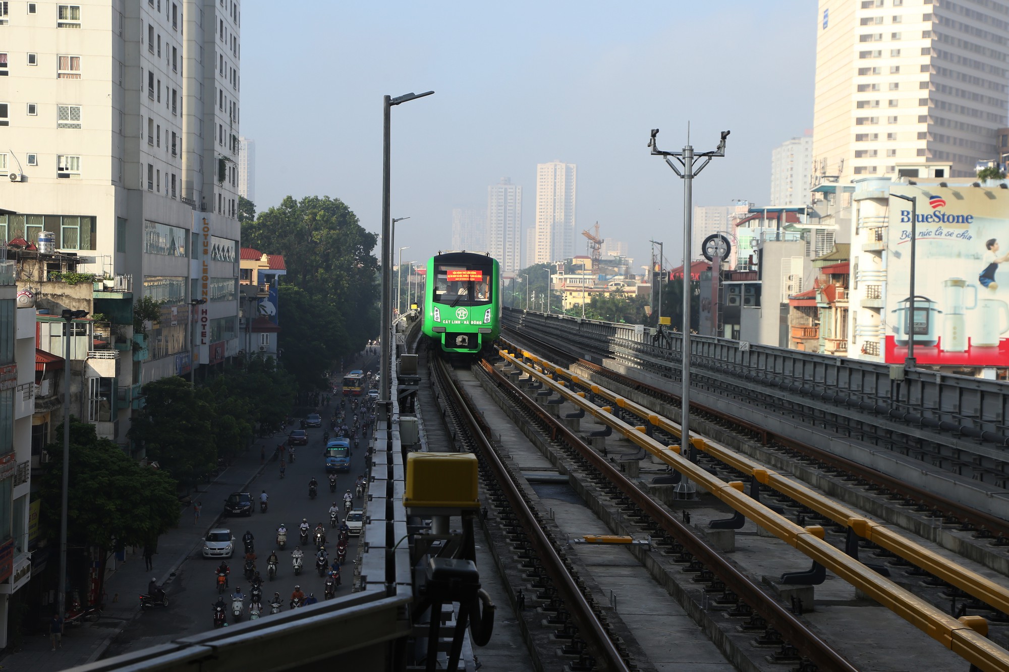 [eMagazine] Đường sắt Cát Linh - Hà Đông bao giờ hết trêu ngươi? - Ảnh 1.