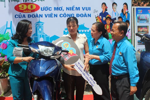 Hạnh phúc khi được sẻ chia - Ảnh 1. Hạnh phúc khi được sẻ chia - Ảnh 1.