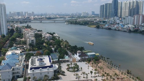 TP HCM nghiên cứu xây cầu đi bộ qua sông Sài Gòn - Ảnh 1.