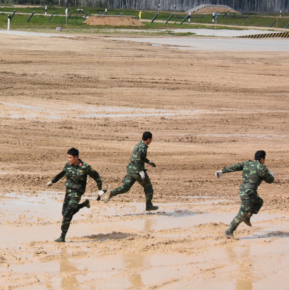 Sức mạnh nào giúp đội tuyển xe tăng Việt Nam đoạt giải nhì Army Games 2019? - Ảnh 10.