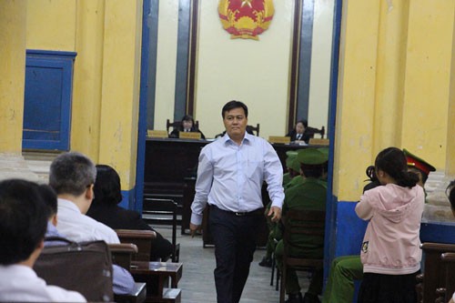 Tho&aacute;t tr&aacute;ch nhiệm nhờ chuyển biến t&igrave;nh h&igrave;nh - Ảnh 1.