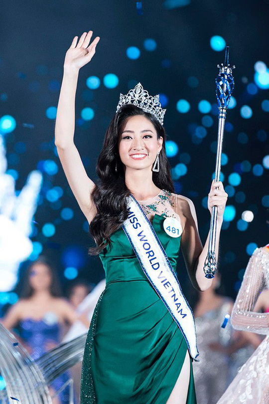 Vì sao Hoa hậu Thế giới Việt Nam 2019 Lương Thùy Linh phải khóa Facebook? - Ảnh 1.