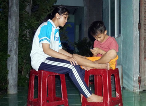 Học bổng Báo Người Lao Động giúp con công nhân vượt khó đến trường - Ảnh 1.