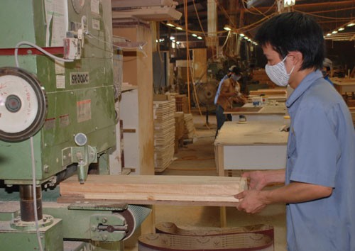 Đơn hàng tăng, doanh nghiệp gỗ vẫn lo - Ảnh 1.