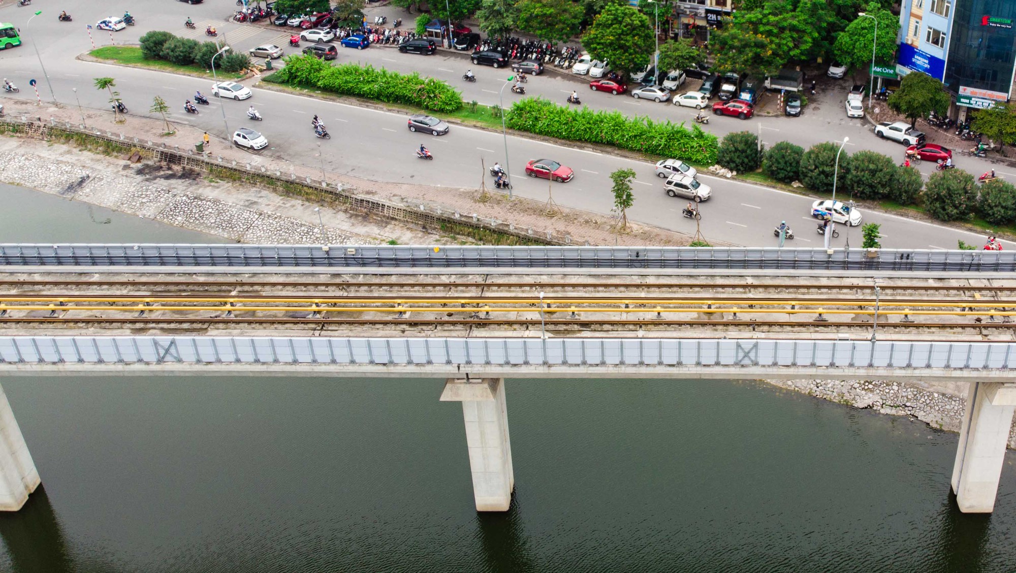 Cận cảnh đường sắt Cát Linh-Hà Đông tiến độ kiểu rùa bò hơn thập kỷ - Ảnh 10.