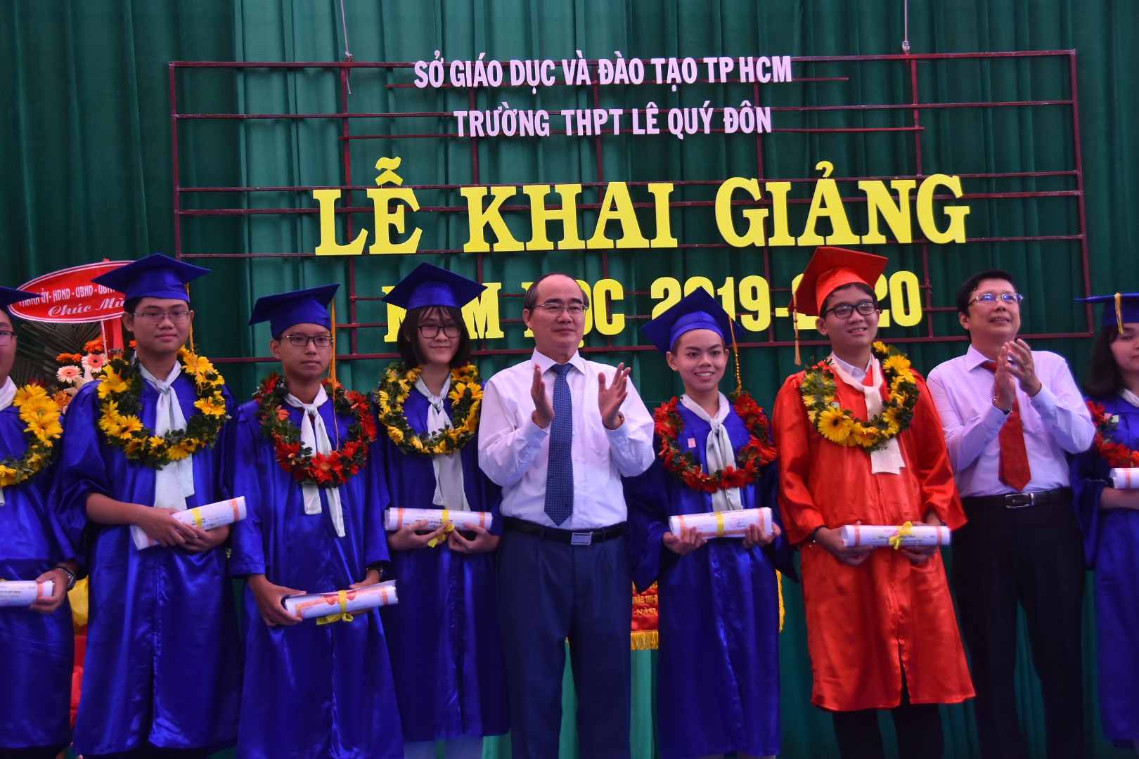 Bí thư Thành ủy TP HCM: Trường THPT Lê Quý Đôn phải là trường hàng đầu của TP - Ảnh 10.