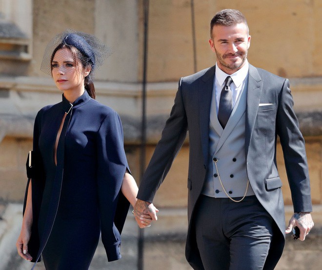 David Beckham cưới người mẫu Angela, bà Beck Victoria ngó lơ - Ảnh 13.