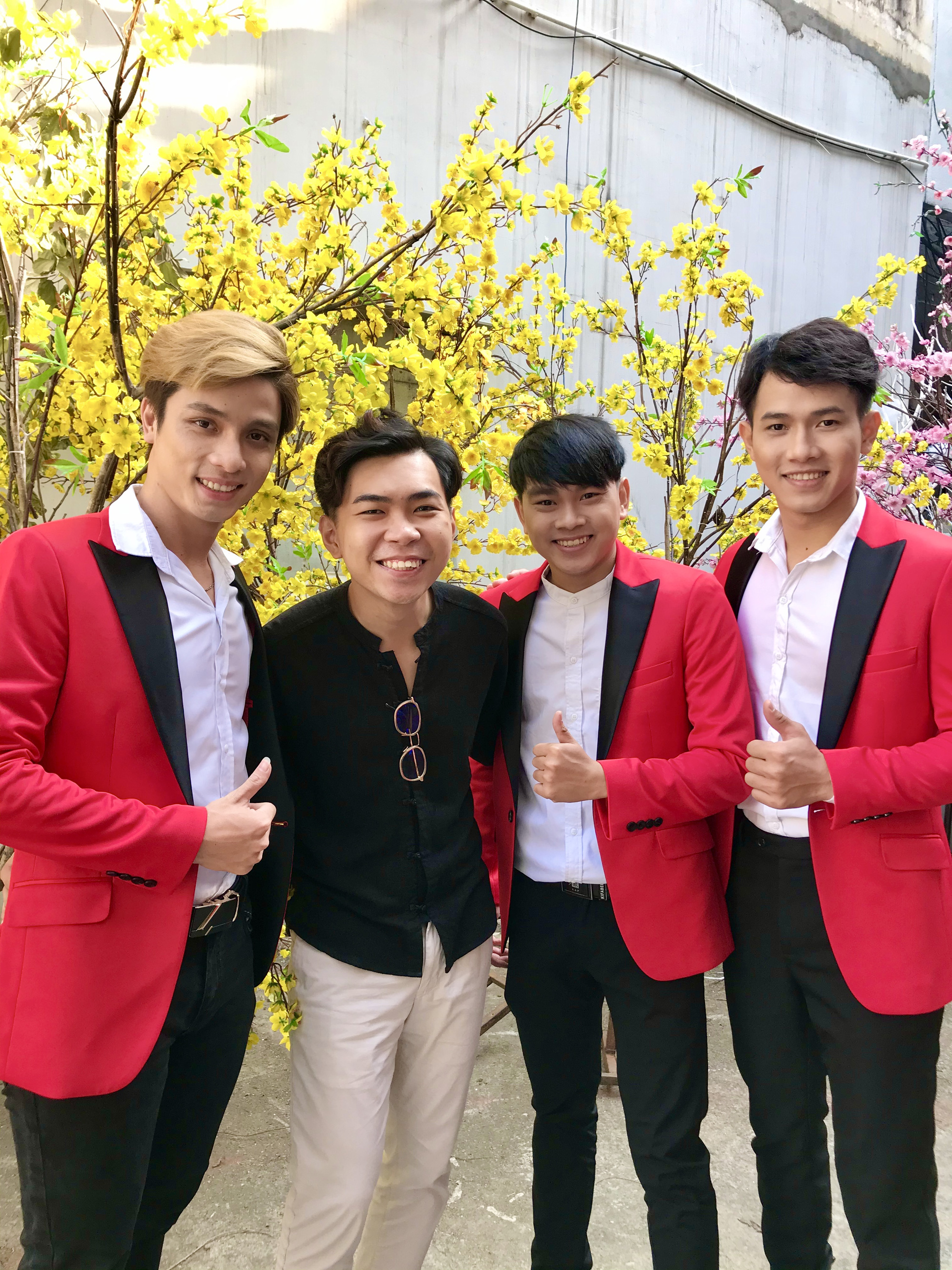 Nghệ sĩ tuổi Tý tề tựu mừng Xuân - Ảnh 5. Nghệ sĩ tuổi Tý tề tựu mừng Xuân - Ảnh 5.