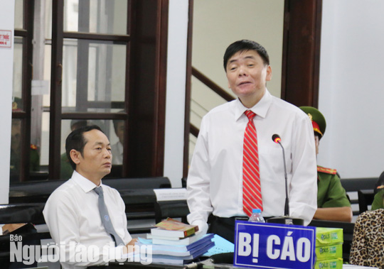An ninh thắt chặt tại phiên tòa xét xử vợ chồng luật sư Trần Vũ Hải - Ảnh 4.
