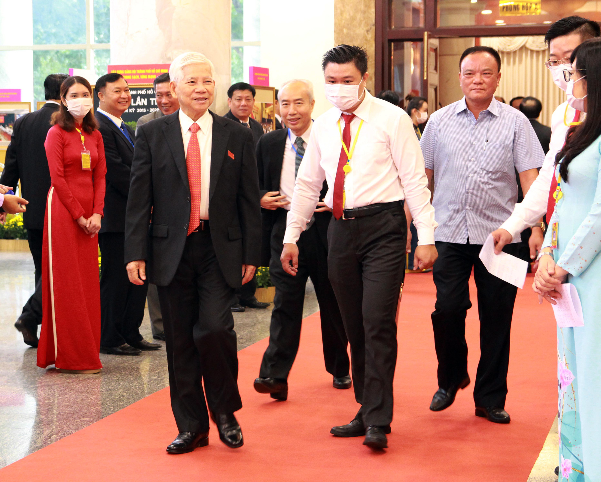 Hình ảnh lãnh đạo, nguyên lãnh đạo Đảng, Nhà nước dự khai mạc Đại hội Đảng bộ TP HCM - Ảnh 8.