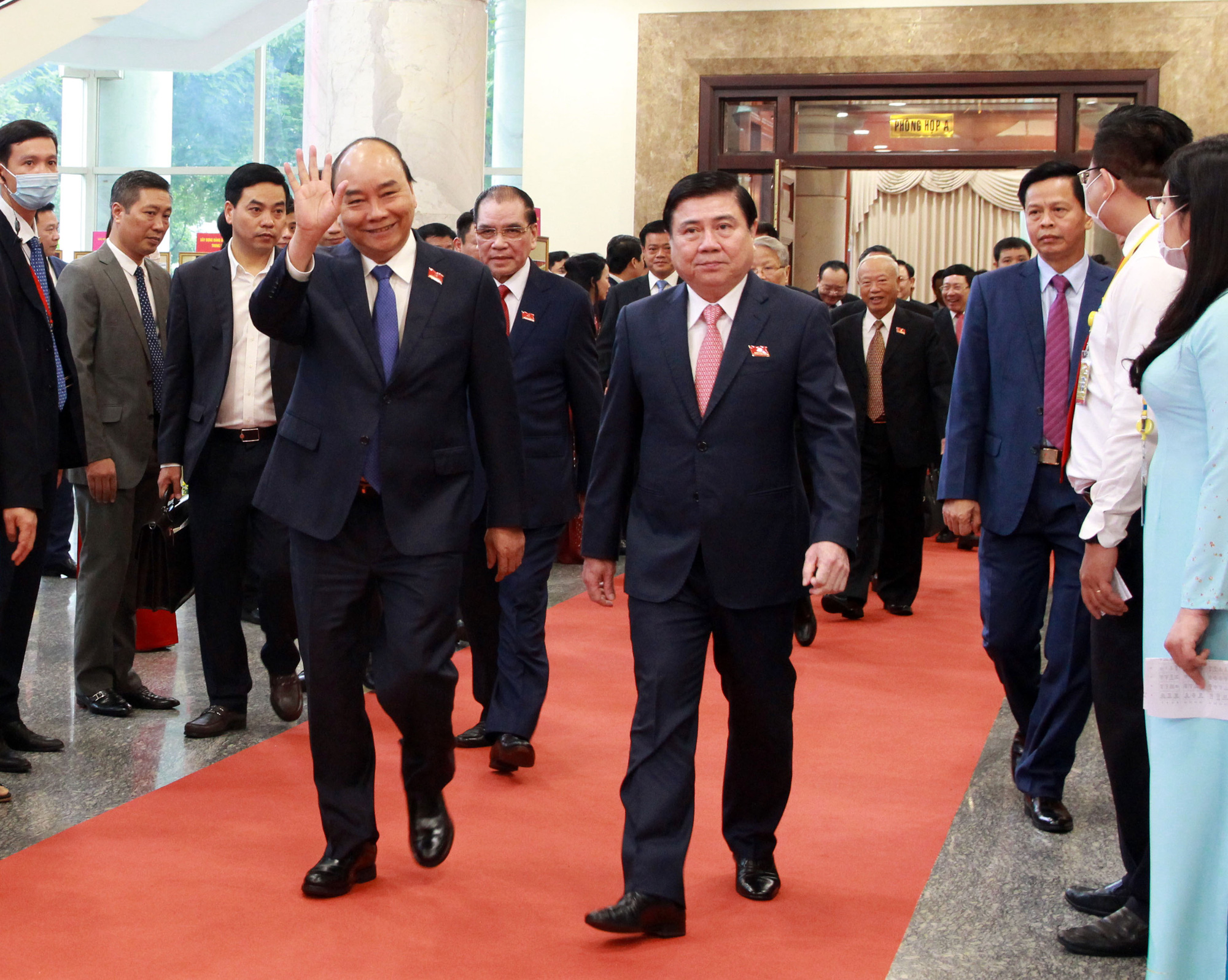 Hình ảnh lãnh đạo, nguyên lãnh đạo Đảng, Nhà nước dự khai mạc Đại hội Đảng bộ TP HCM - Ảnh 2.