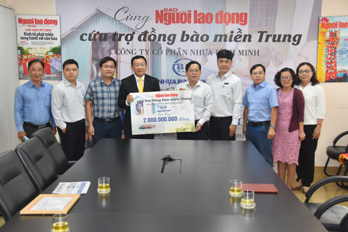 Chung tay vì nghĩa đồng bào - Ảnh 1.