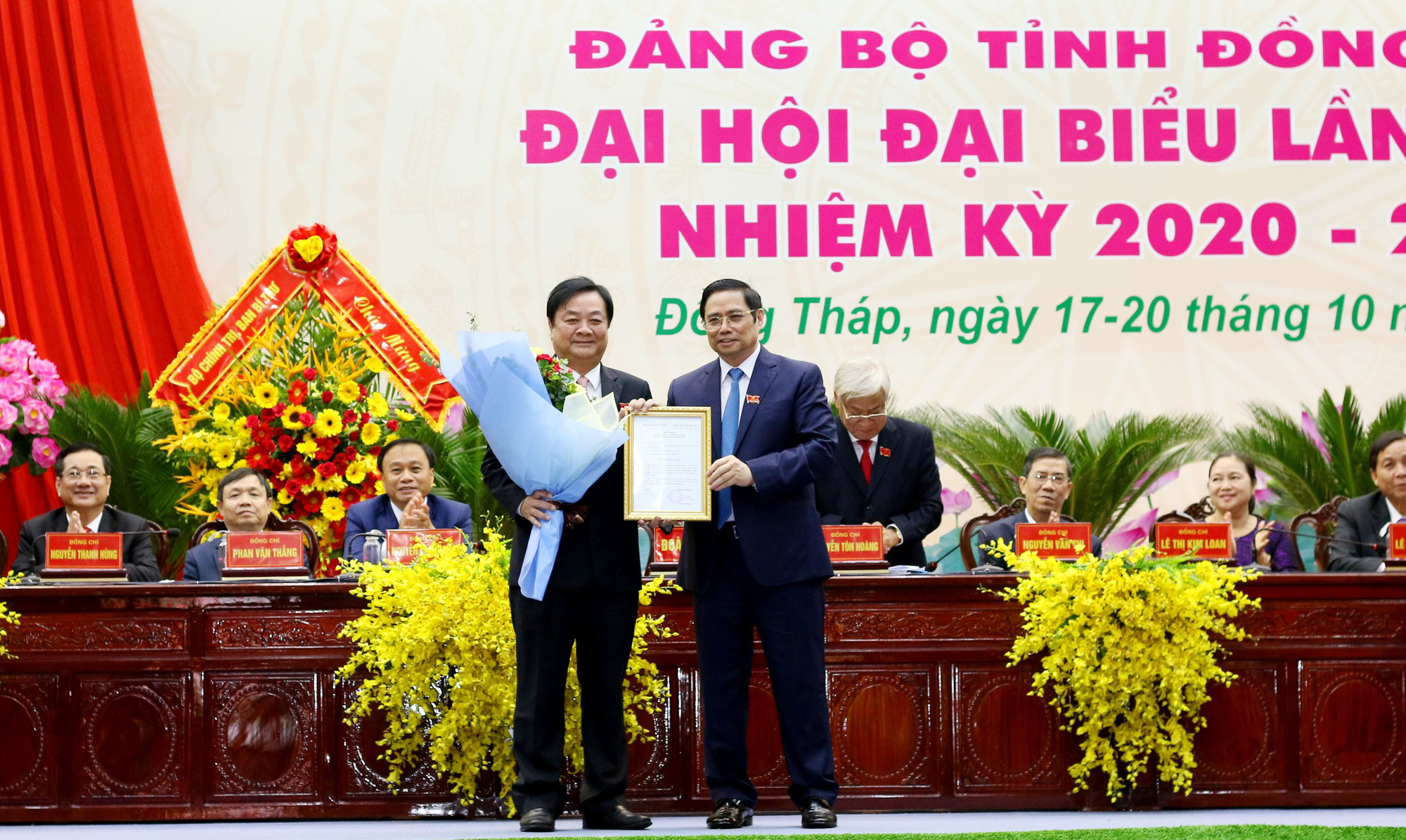 Ông Lê Minh Hoan tham gia Ban Cán sự Đảng Bộ NN-PTNT - Ảnh 1.