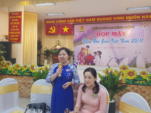 Tri ân giáo viên nghỉ hưu - Ảnh 1.