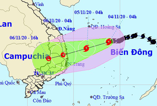 Bão số 10 giật cấp 11 áp sát, miền Trung mưa lớn tới 350 mm từ đêm nay 4-11 - Ảnh 1.