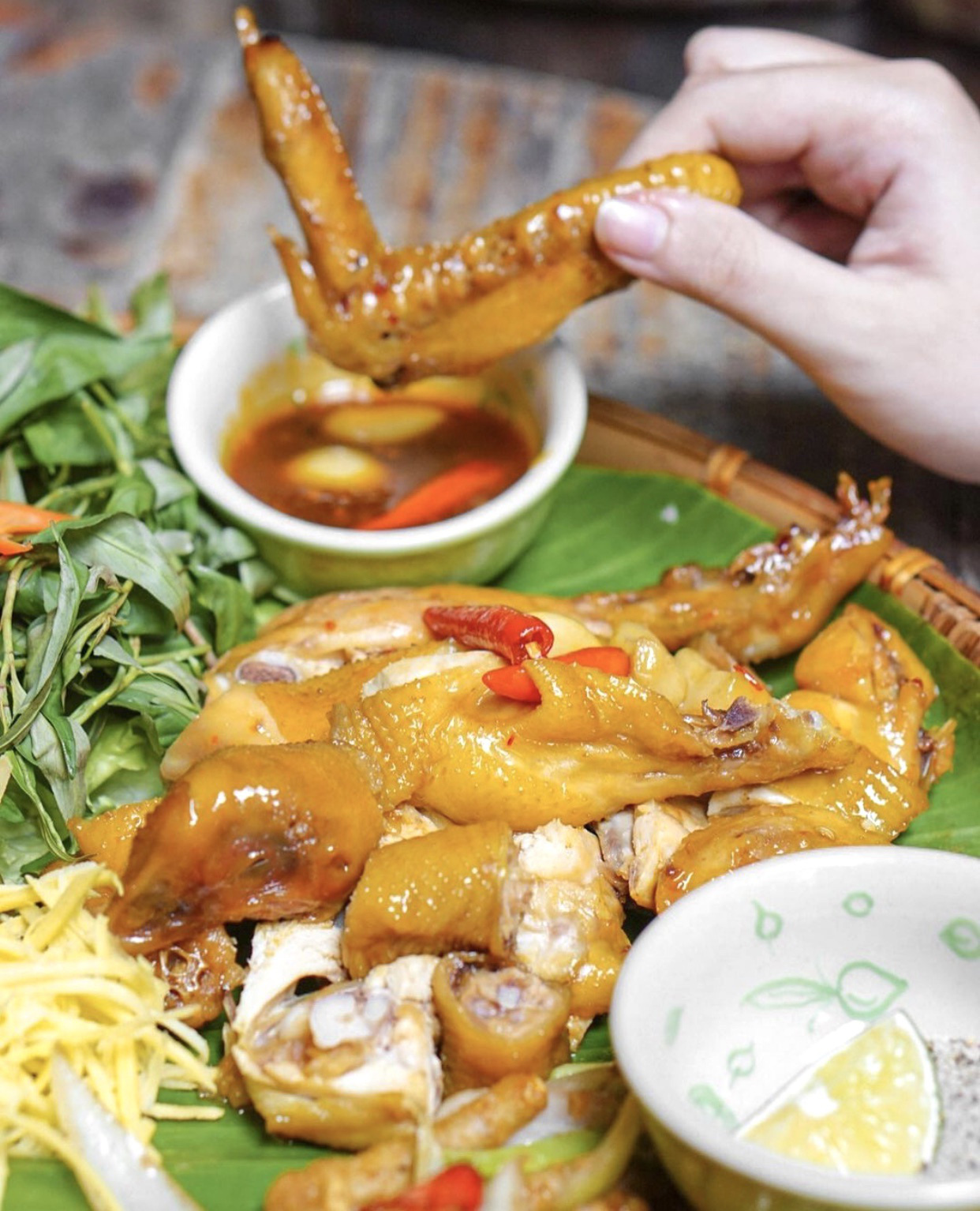 Gà mẹt và loạt món ngon đổi vị ngày mát ở TP HCM - Ảnh 1. Gà mẹt và loạt món ngon đổi vị ngày mát ở TP HCM - Ảnh 1.
