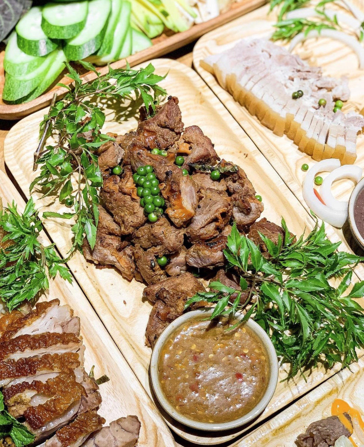 Gà mẹt và loạt món ngon đổi vị ngày mát ở TP HCM - Ảnh 6. Gà mẹt và loạt món ngon đổi vị ngày mát ở TP HCM - Ảnh 6.