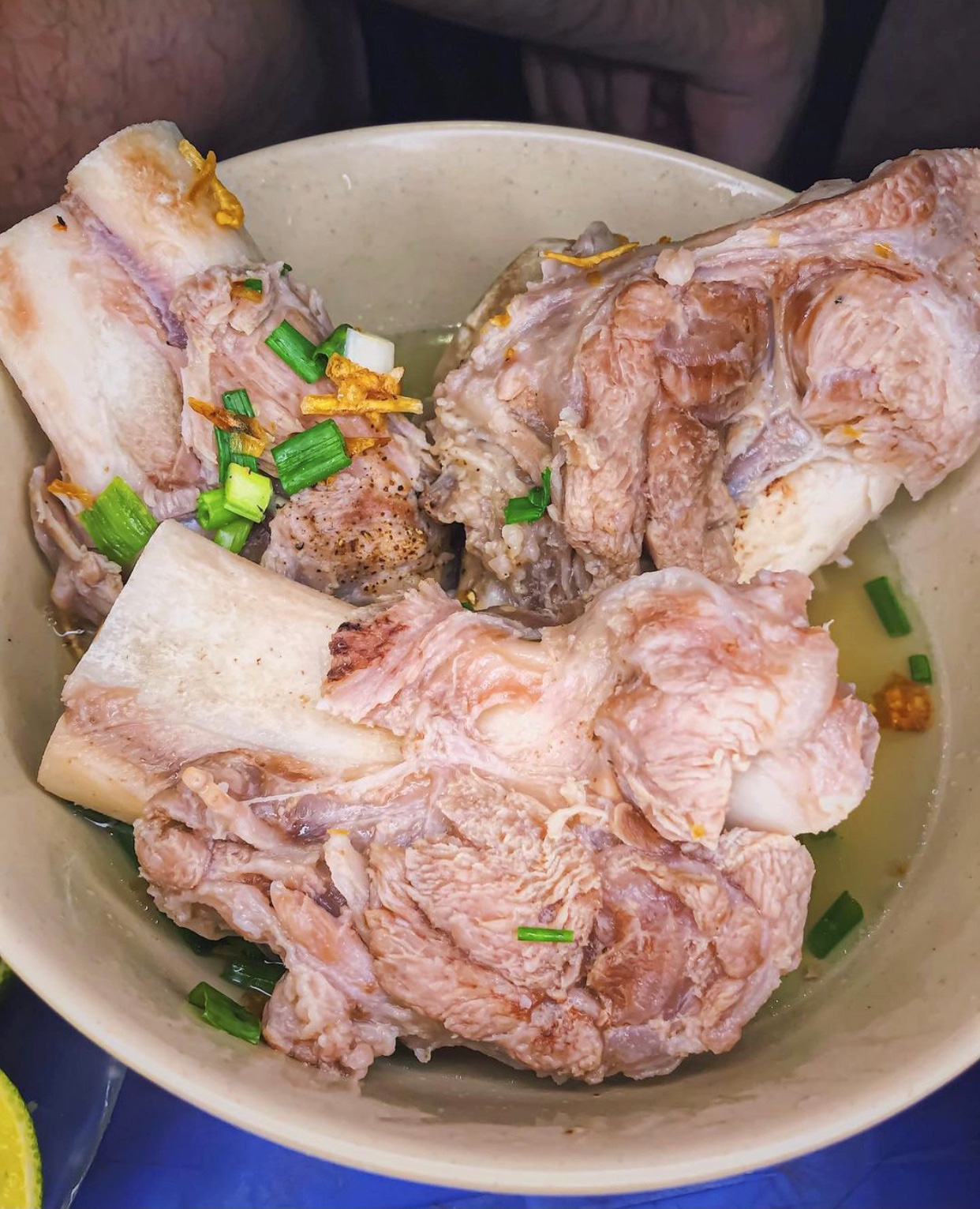 Gà mẹt và loạt món ngon đổi vị ngày mát ở TP HCM - Ảnh 8. Gà mẹt và loạt món ngon đổi vị ngày mát ở TP HCM - Ảnh 8.