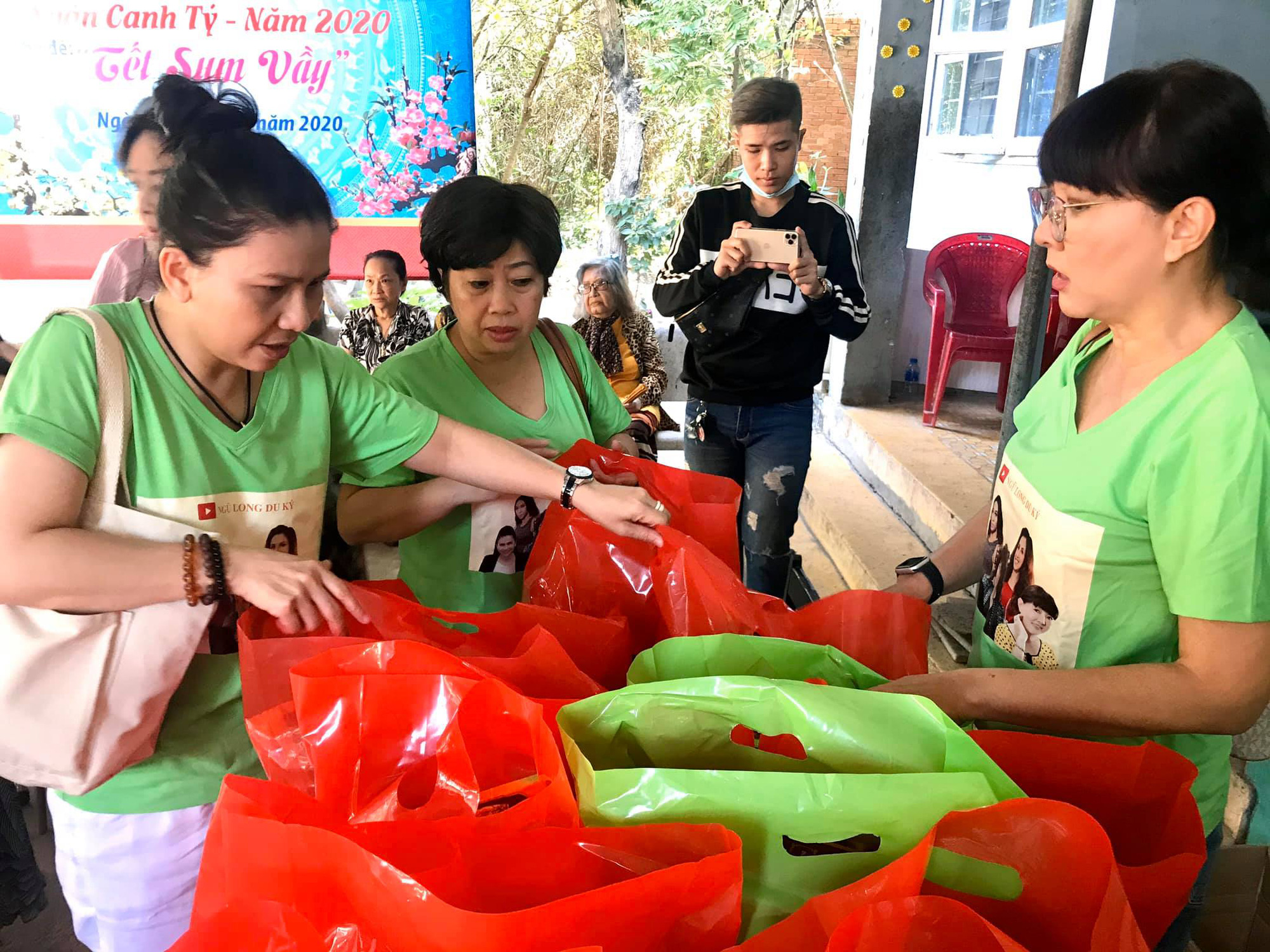 Nghệ sĩ Phương Dung năng động để không thất nghiệp trong mùa dịch - Ảnh 1. Nghệ sĩ Phương Dung năng động để không thất nghiệp trong mùa dịch - Ảnh 1.