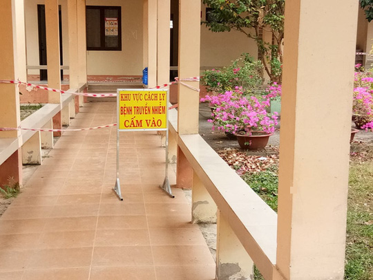 Đề xuất cho ra khỏi ngành sĩ quan quân đội vận động tiền người ở khu cách ly - Ảnh 1. Đề xuất cho ra khỏi ngành sĩ quan quân đội vận động tiền người ở khu cách ly - Ảnh 1.