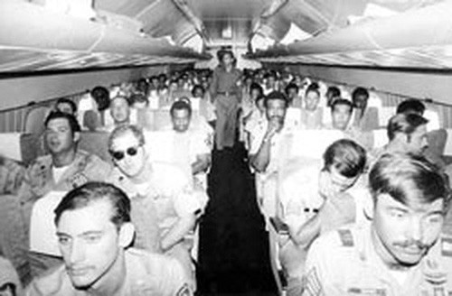 Từ Hiệp định Paris đến Mùa Xuân 1975: Giải mật trại Davis trong phi trường Tân Sơn Nhất - Ảnh 4.