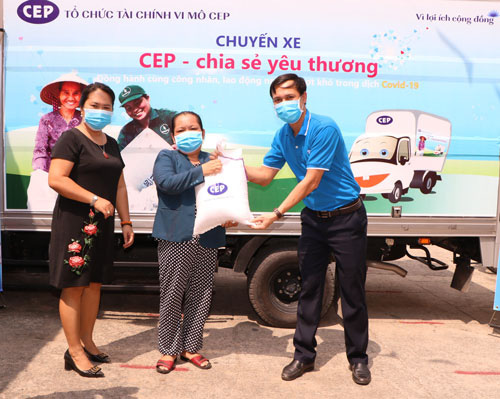 Chương trình CEP - Chia sẻ yêu thương đến với người lao động Bình Dương - Ảnh 1.