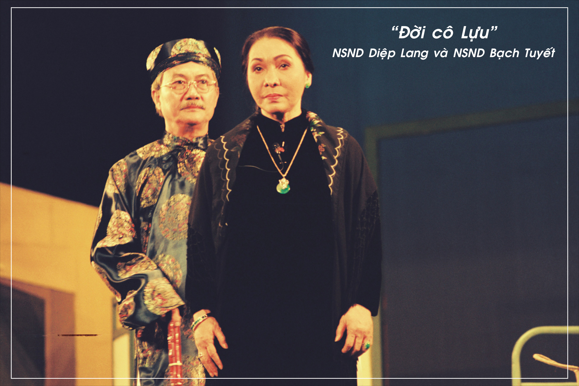 Kim Cương, Thành Lộc và đông nghệ sĩ ngôi sao đến với triển lãm Sắc màu sân khấu - Ảnh 19. Kim Cương, Thành Lộc và đông nghệ sĩ ngôi sao đến với triển lãm Sắc màu sân khấu - Ảnh 19.