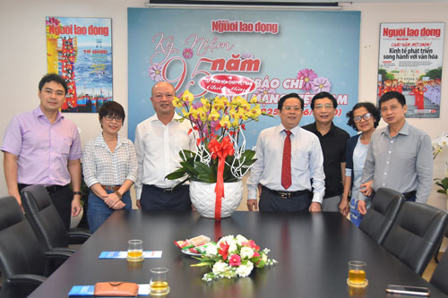 Bảo tàng Báo chí Việt Nam mở cửa đón khách - Ảnh 1.