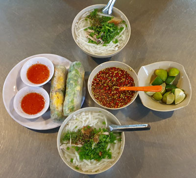 Đi Đà Lạt ăn bánh canh Phan Rang - Ảnh 1.