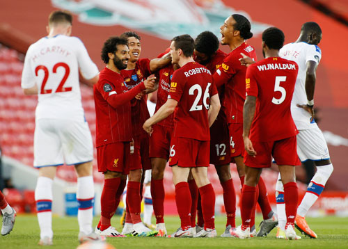 Liverpool vô địch, Ngoại hạng Anh sang trang mới - Ảnh 1.