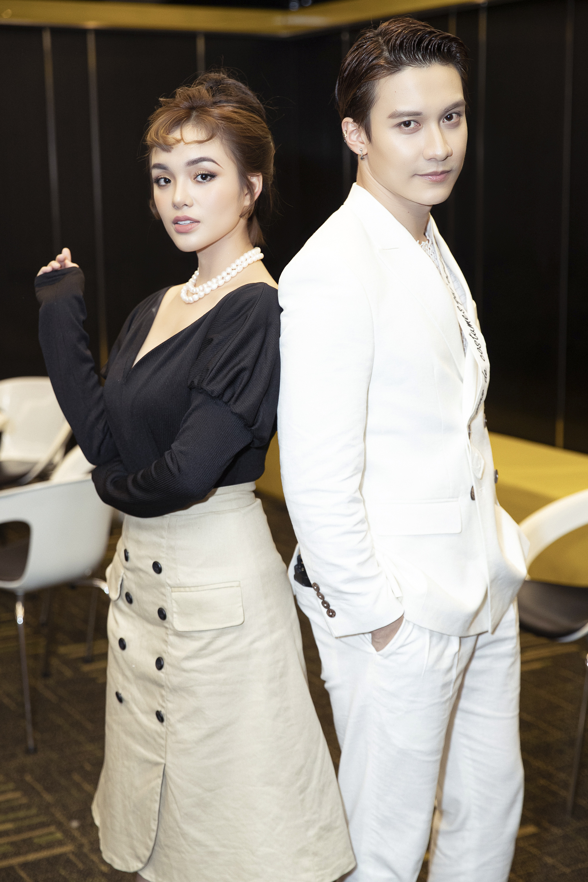 Thanh Thức “bốc phốt” bạn diễn phim “Yêu trong đau thương” - Ảnh 4. Thanh Thức “bốc phốt” bạn diễn phim “Yêu trong đau thương” - Ảnh 4.