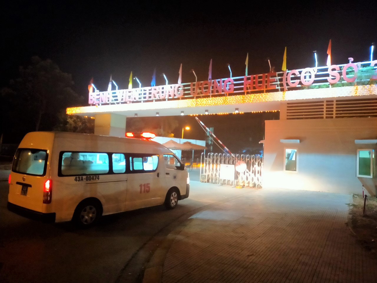 Ca bệnh 418 đã chuyển từ Đà Nẵng ra Huế điều trị - Ảnh 1. Ca bệnh 418 đã chuyển từ Đà Nẵng ra Huế điều trị - Ảnh 1.