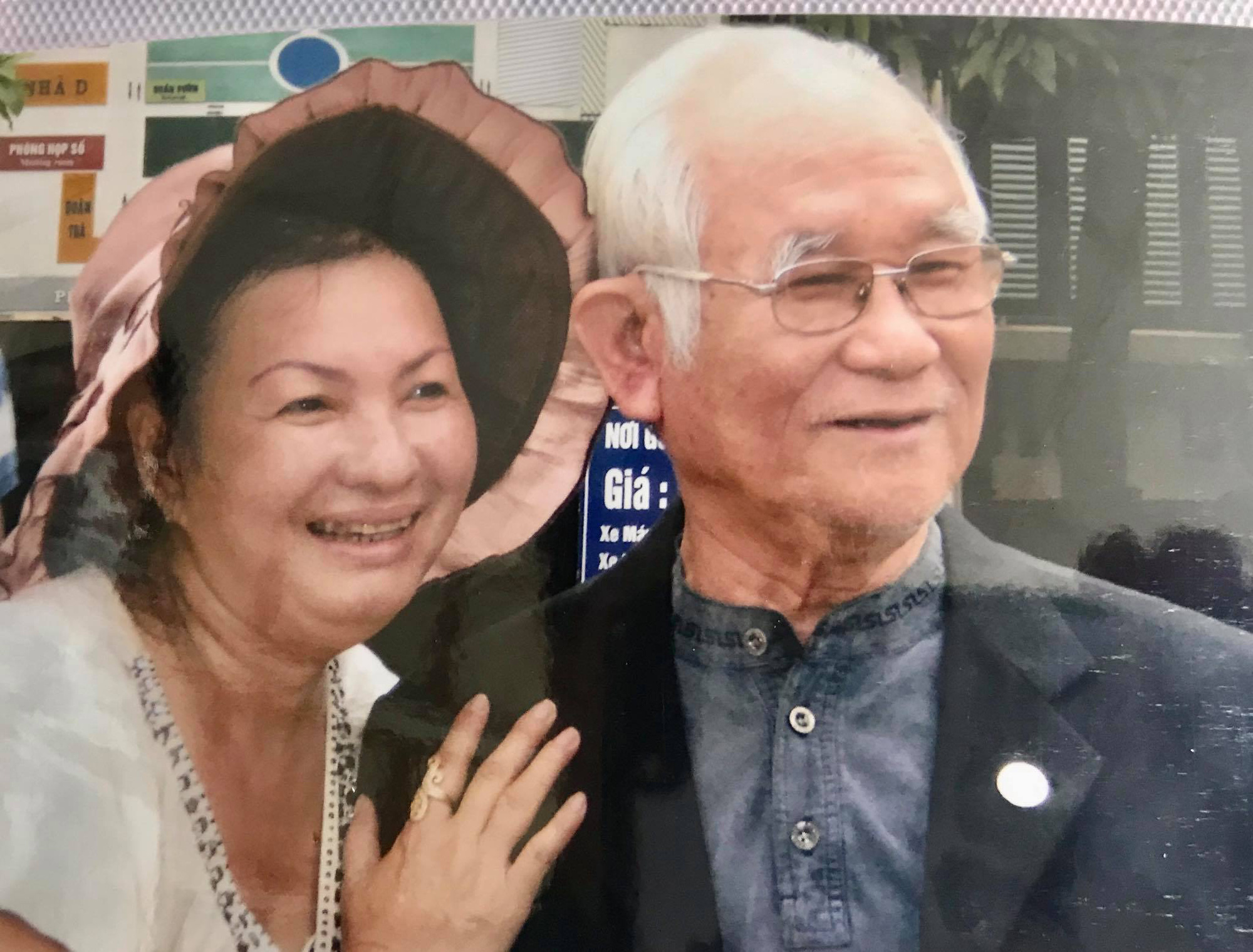 ຫາຍສາບສູນໃນອຸບັດຕິເຫດ, ນັກສິລະປິນ Kieu My Dung ສະແດງຮູບພາບວິລະຊົນໃນອະດີດ - ຮູບທີ 10. Mất một chân vì tai nạn, nghệ sĩ Kiều Mỹ Dung triển lãm ảnh Quá khứ kiêu hùng - Ảnh 10.