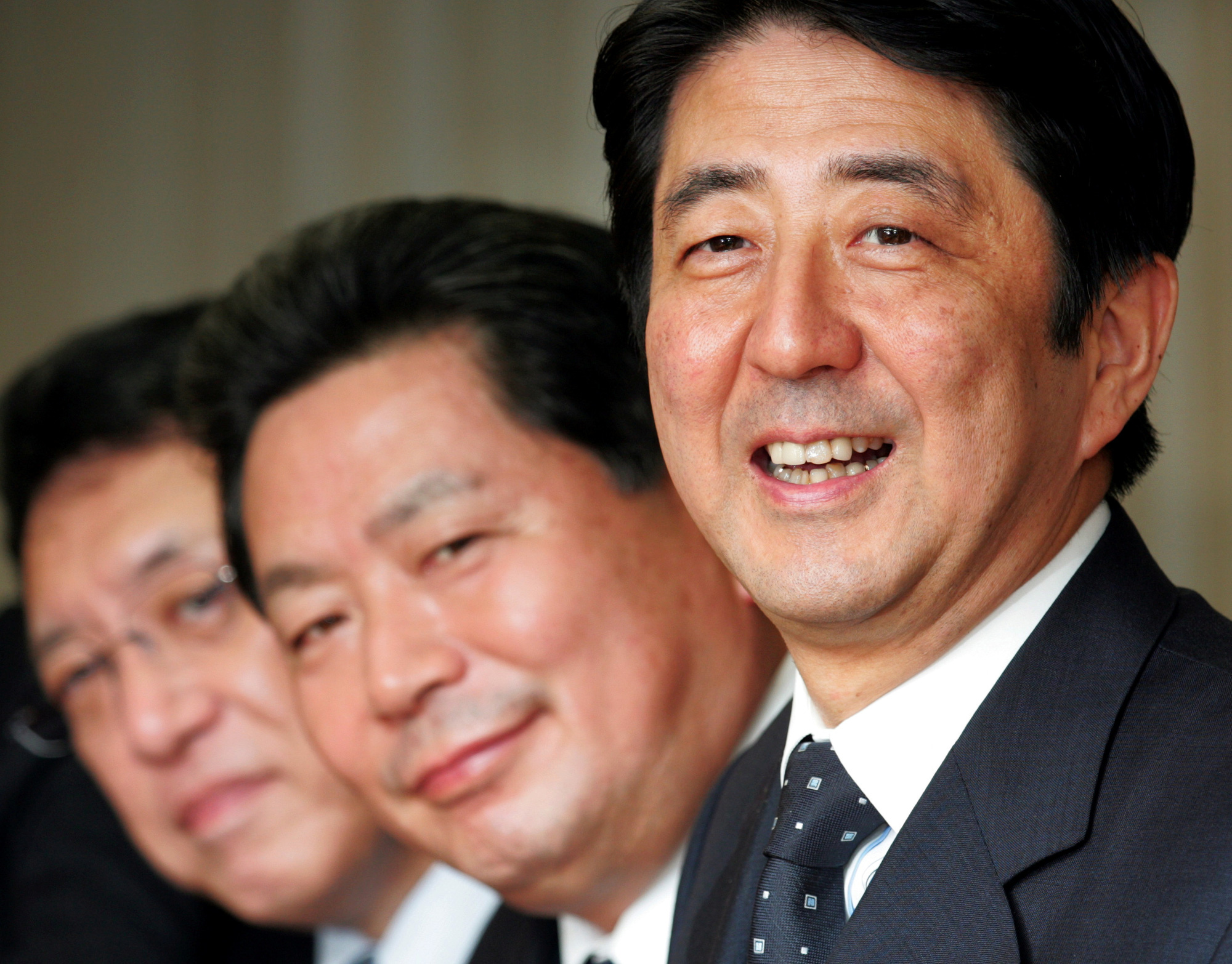 [eMagazine] Dấu ấn Thủ tướng Abe - Ảnh 8.