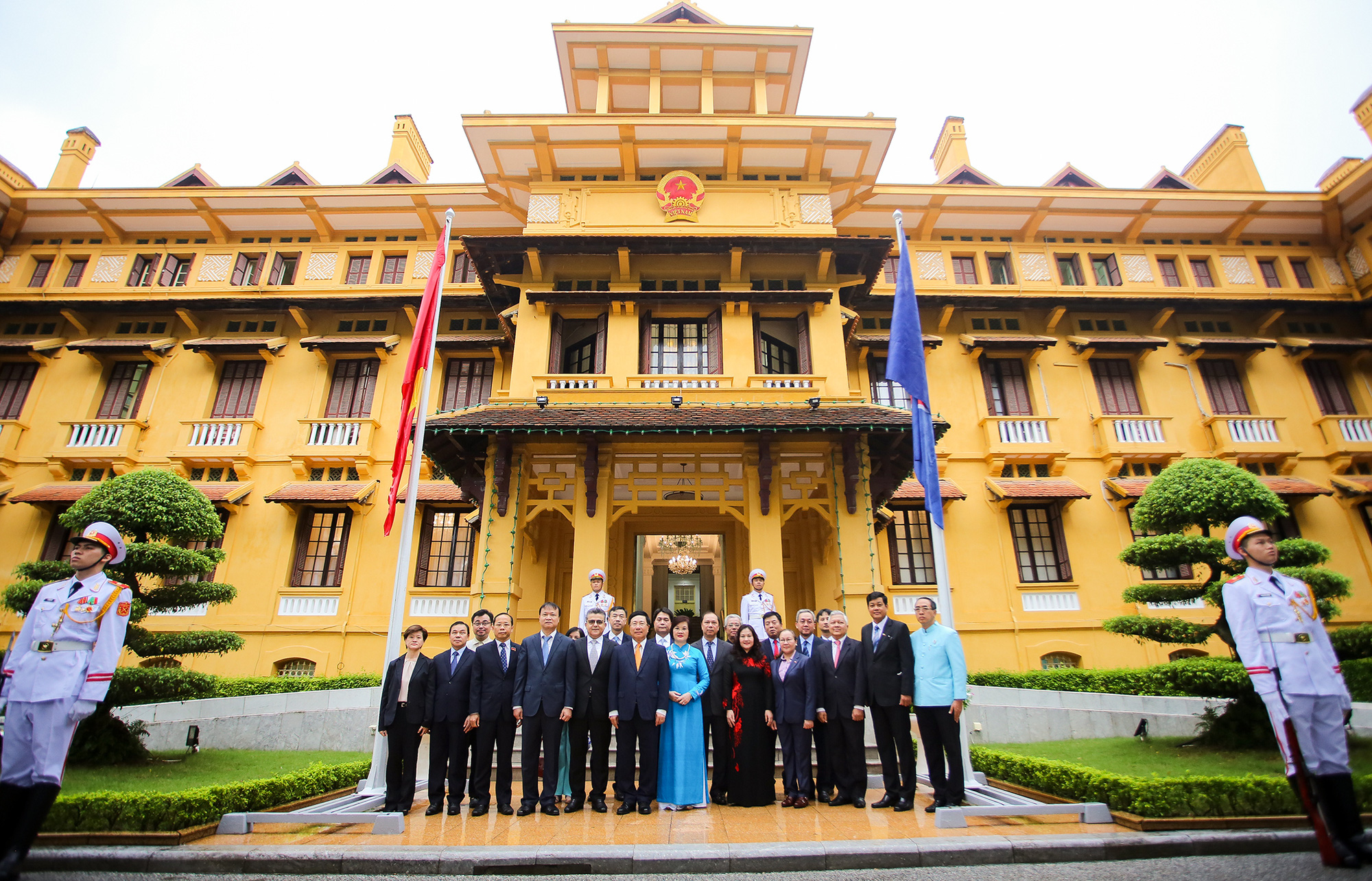 Cận cảnh Lễ thượng cờ ASEAN 2020 tại Hà Nội - Ảnh 7.