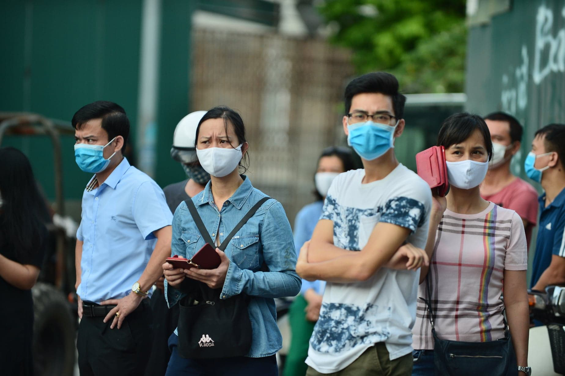 Thi tốt nghiệp THPT: Căng thẳng, âu lo bước vào môn thi ngữ văn - Ảnh 6.