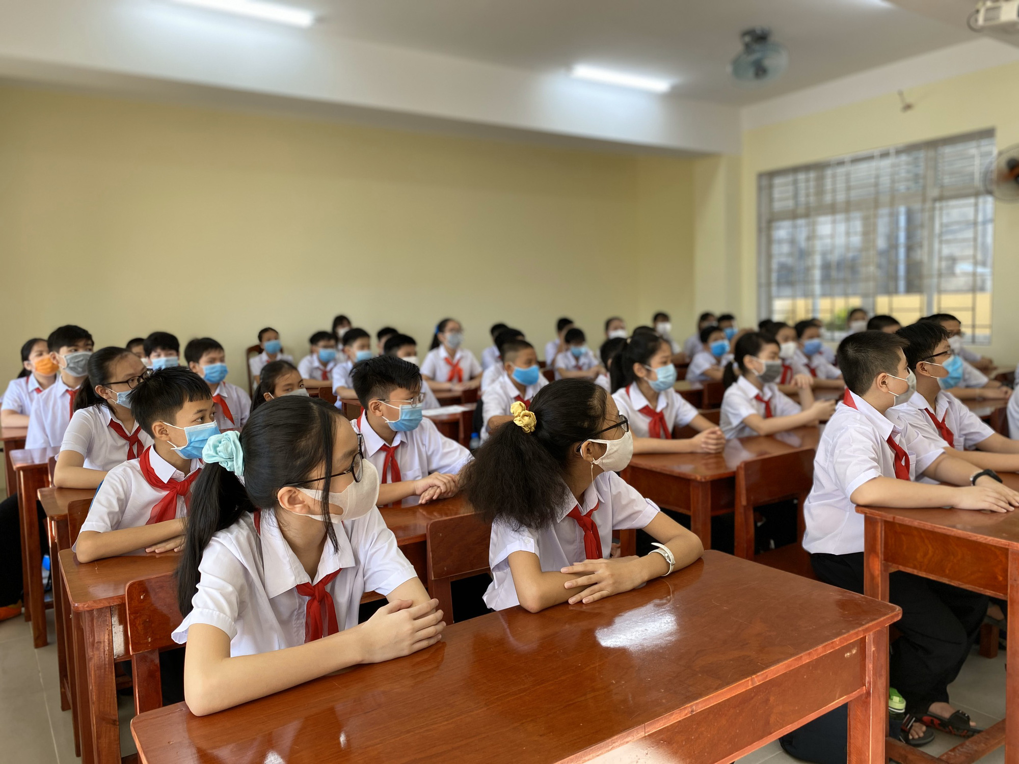 Đà Nẵng: Học sinh mang thông điệp “5K” đến trường, sau 1 tuần học trực tuyến - Ảnh 10.