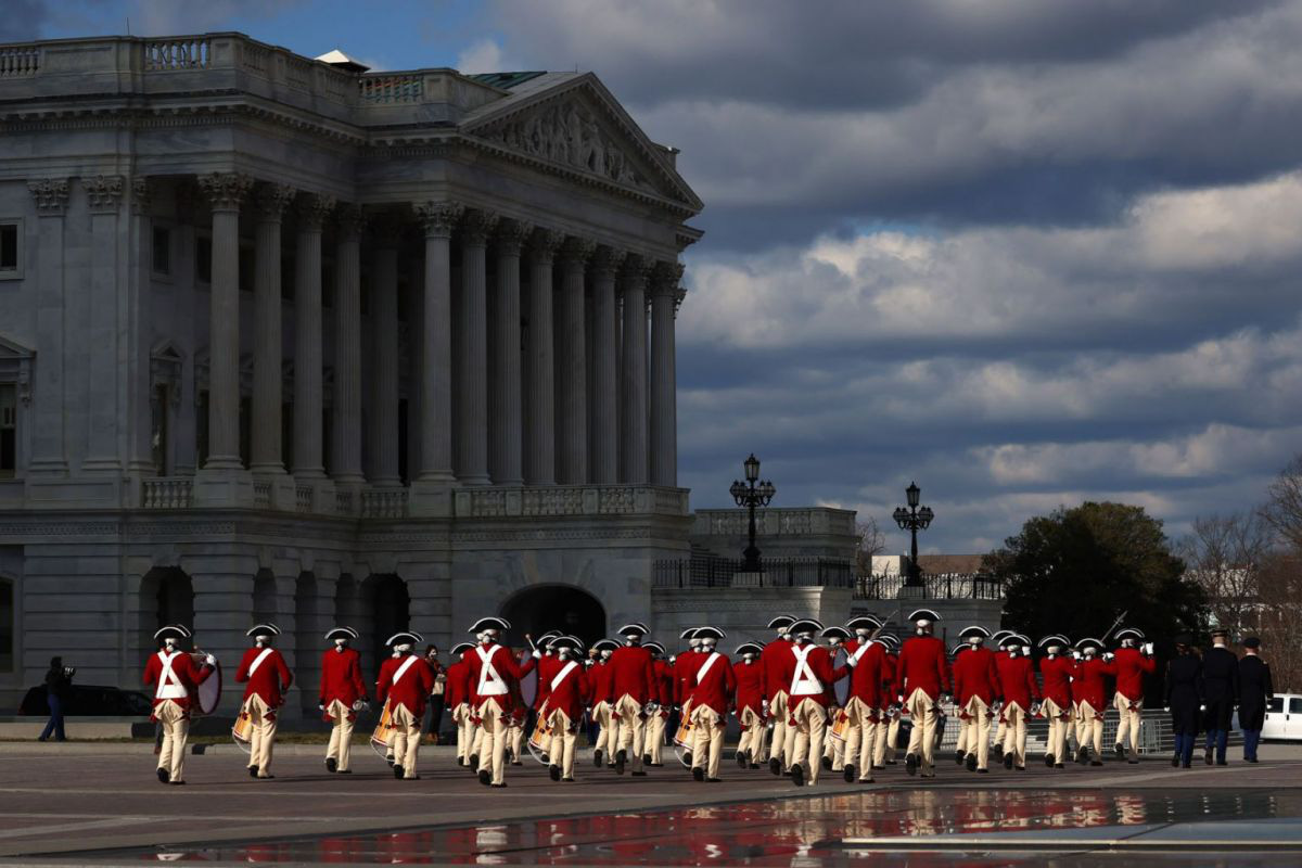 Phóng sự ảnh: Thủ đô Washington của Mỹ trước giờ chuyển giao quyền lực - Ảnh 11.