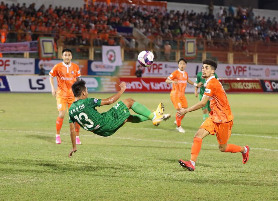 V-League liệu cơm gắp mắm - Ảnh 1. V-League liệu cơm gắp mắm - Ảnh 1.