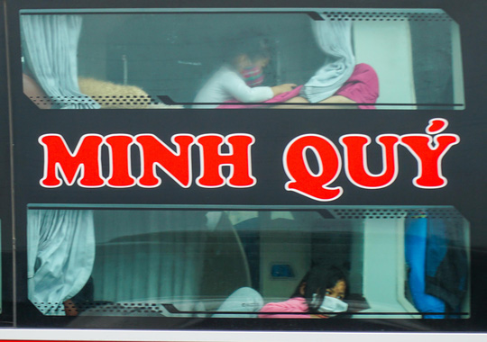 Ùn tắc dài cả 1 km trên cao tốc Hà Nội - Ninh Bình khi người dân trở lại làm việc sau kỳ nghỉ Tết - Ảnh 10.