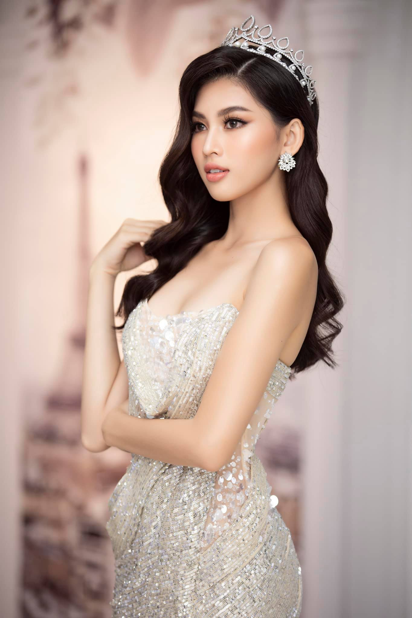 Hé lộ trang phục lạ á hậu Ngọc Thảo đem tranh tài ở Miss Grand Internation 2020 - Ảnh 11.